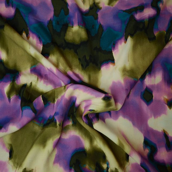 Viscose- wazige bloemen-  € 31/m