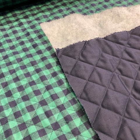 Doorgestikt- ruit groen en blauw  -  € 55 /m