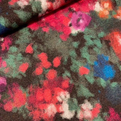 Gebreid Viscose - bloemen € 34/m