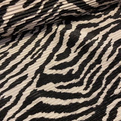 Plisse - wave zwart en wit  - 27€ /m