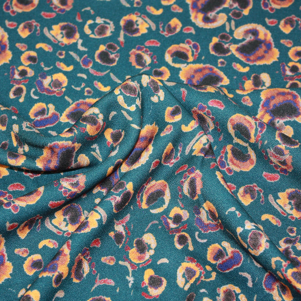 Viscose crepe - abstract - 32 € /m